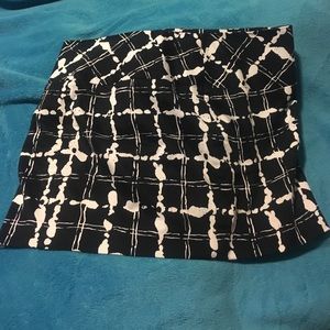 Express Pattern Mini Skirt